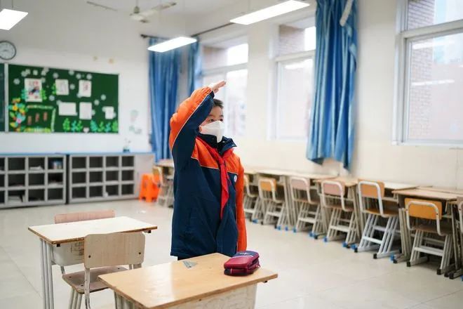 動容!上海疫情下一個人的課堂,停課不停學(圖2) 動容!上海疫情下一個人的課堂,停課不停學(圖2)