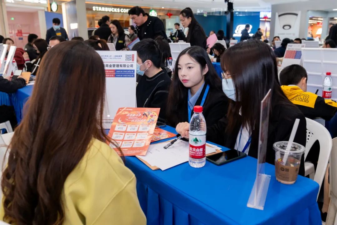 招聘会心得体会_招聘会_招聘会的信息去哪里找