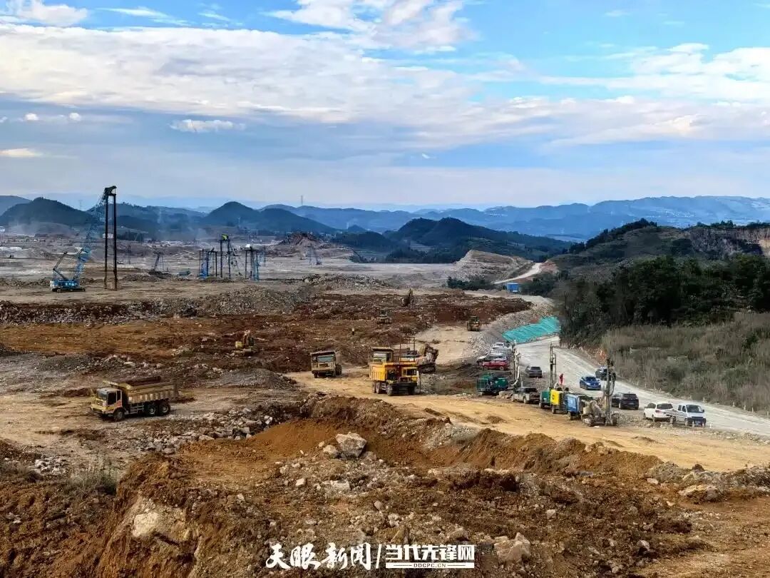 贵州毕节磷煤化工一体化项目现场.png