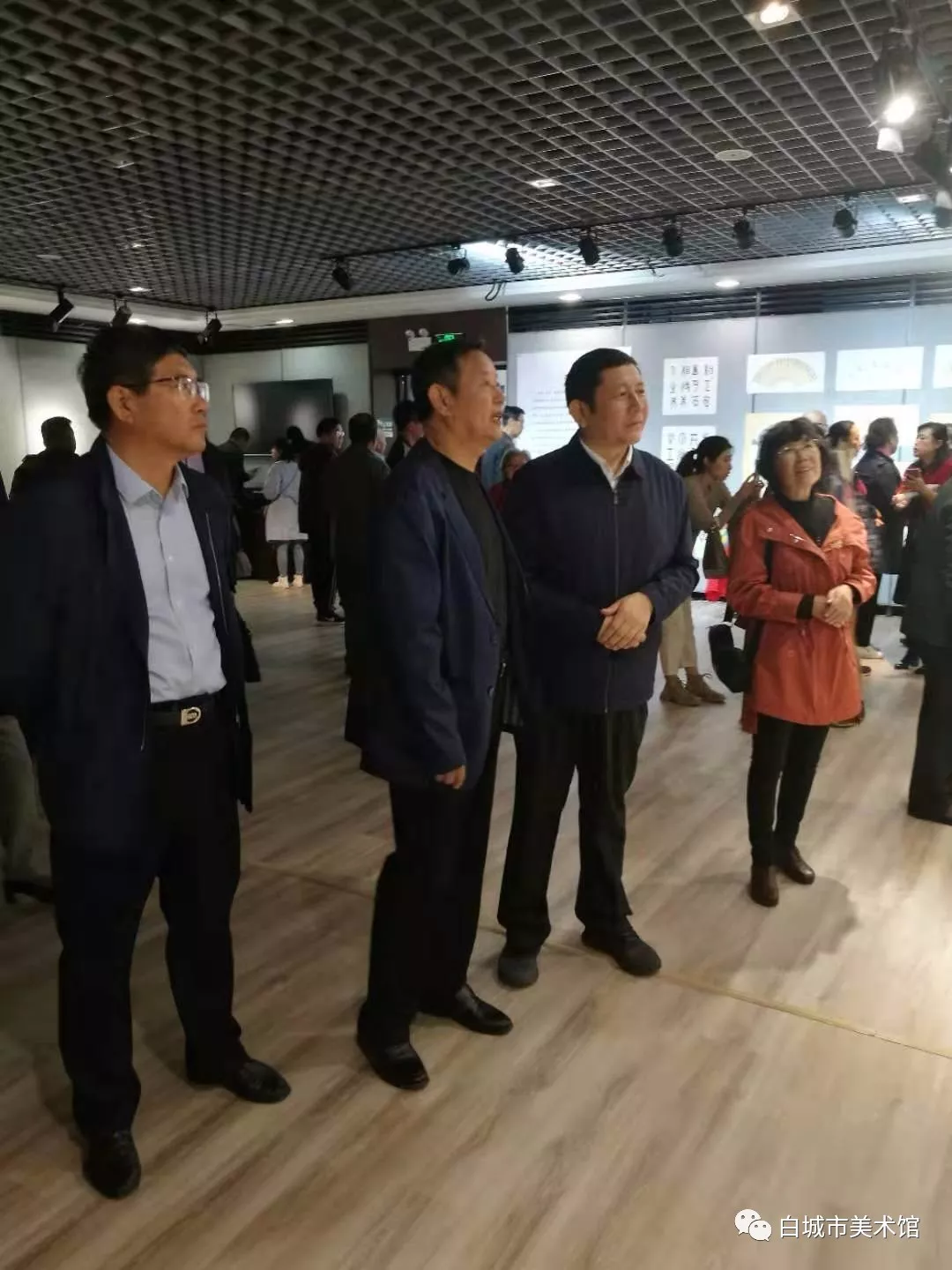 《祖国万岁一一庆祝新中国成立70 周年》大型书画扇面展在吉林省白城市博物馆开幕 《祖国万岁一一庆祝新中国成立70 周年》大型书画扇面展在吉林省白城市博物馆开幕