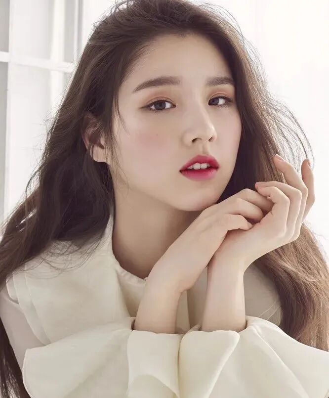 南韩五代神颜绝对有她一席之地田姬振混血儿般颜值惊艳众人