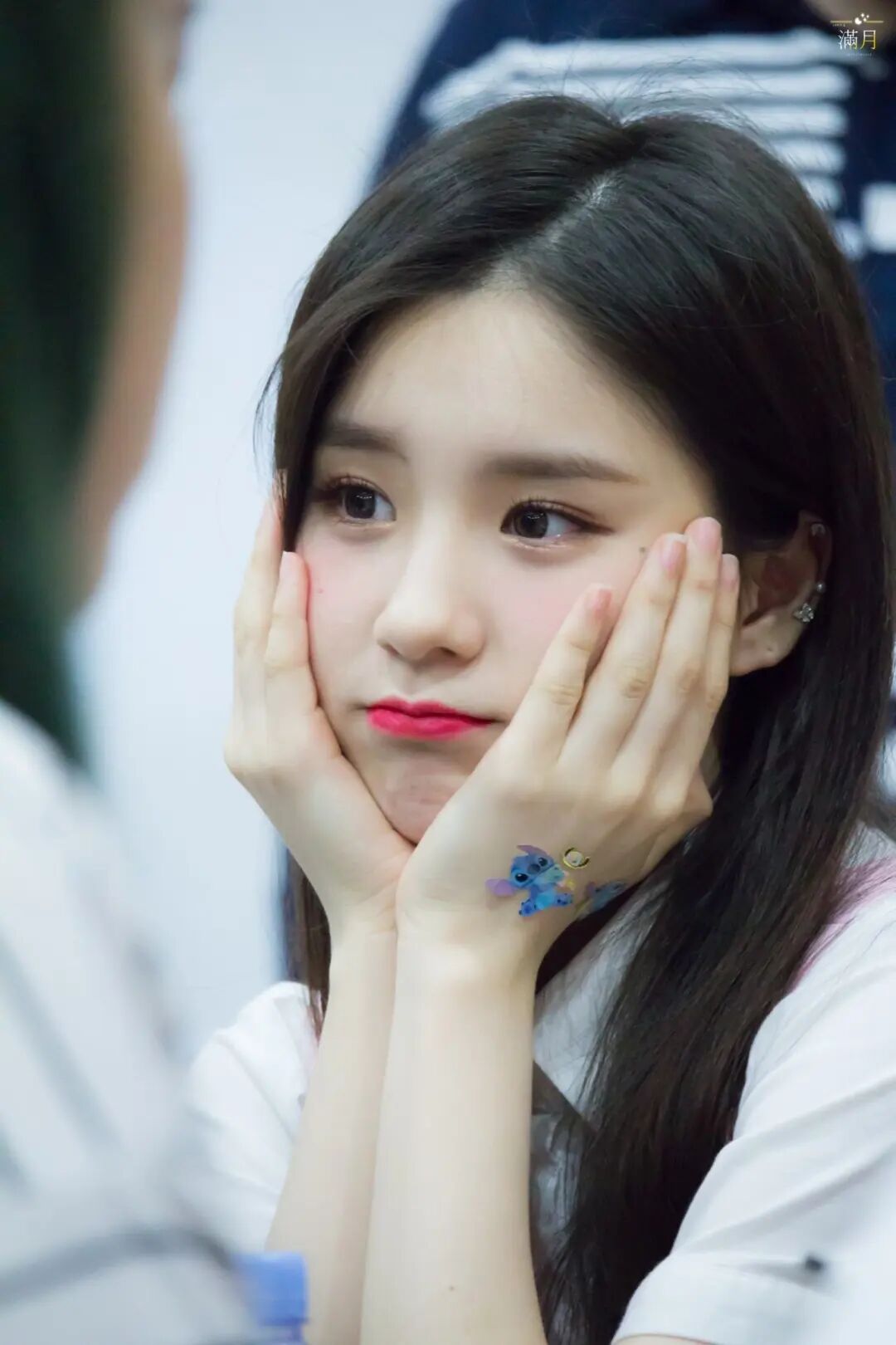 南韩五代神颜绝对有她一席之地田姬振混血儿般颜值惊艳众人