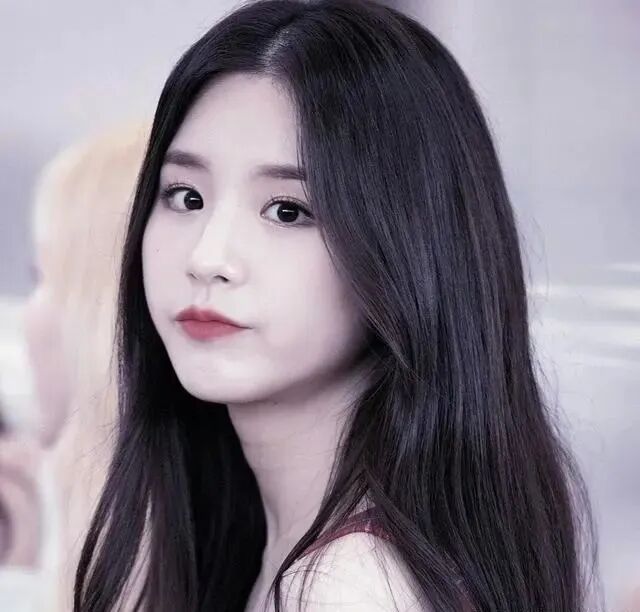 南韩五代神颜绝对有她一席之地田姬振混血儿般颜值惊艳众人