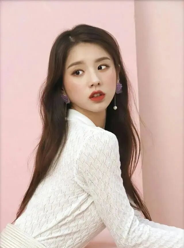 南韩五代神颜绝对有她一席之地田姬振混血儿般颜值惊艳众人