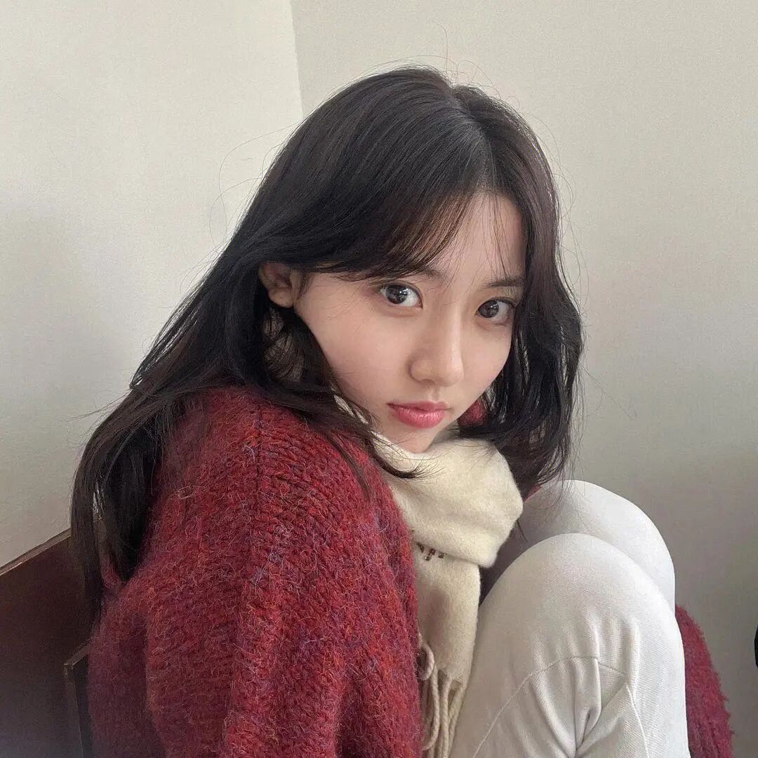 她被称为"南韩最美童星",00后的郑多彬肤白貌美酷似徐璐