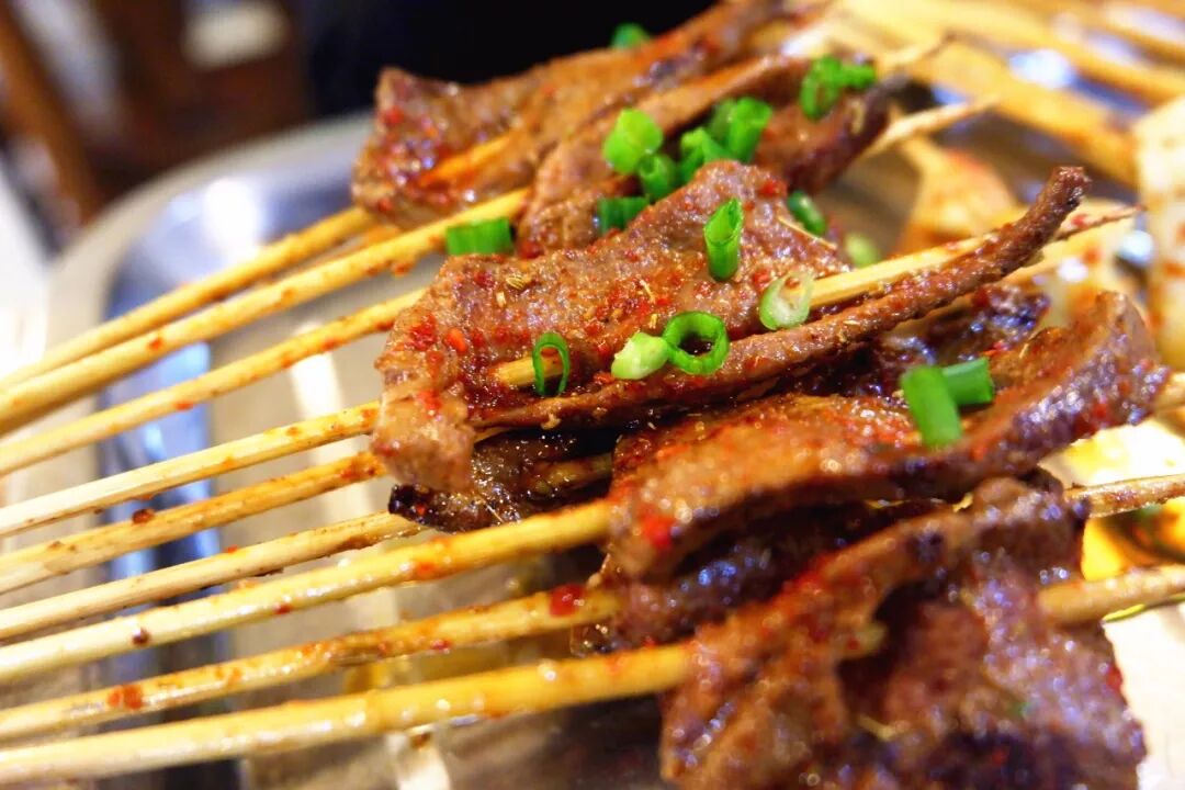 除了这些湘西特色,锡纸类的烧烤也值得一试!