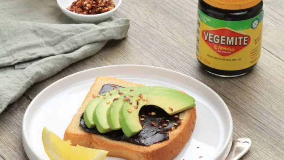 Австралийская паста. Паста Vegemite. Веджимайт Австралия. Веджимайт австралийское блюдо. Паста веджимайт.