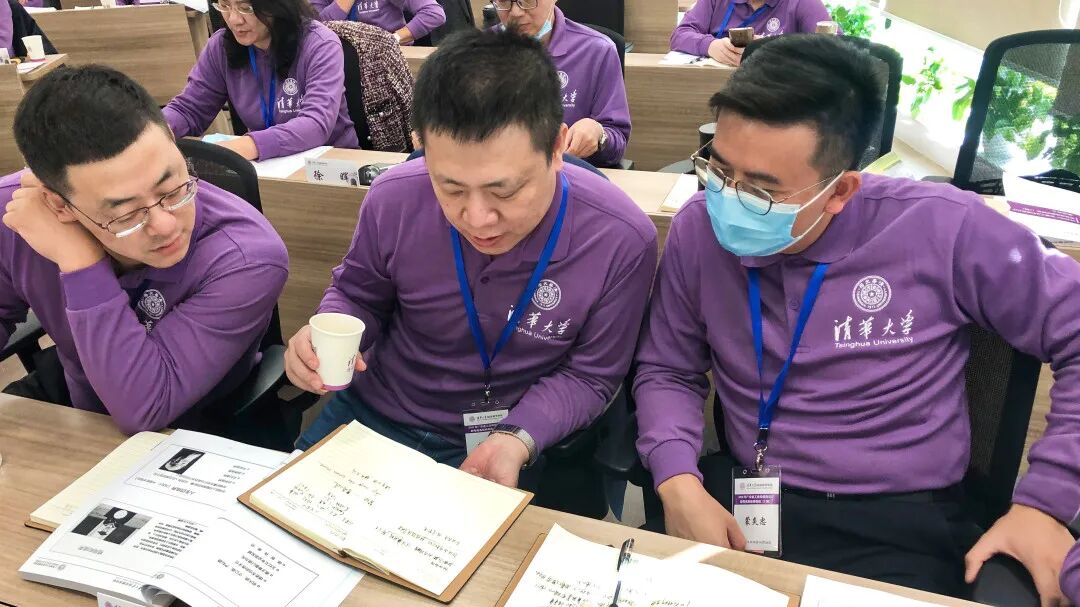 课间也在认真学习