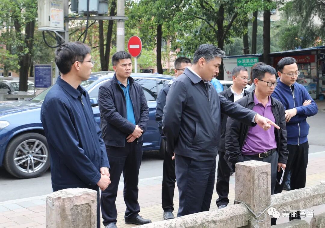 乌当区长李成调研生态环保工作暨区总河长巡河工作