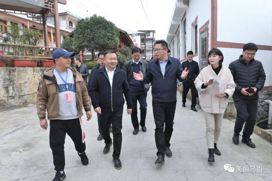 王鸣明调研乌当区农村五治工作