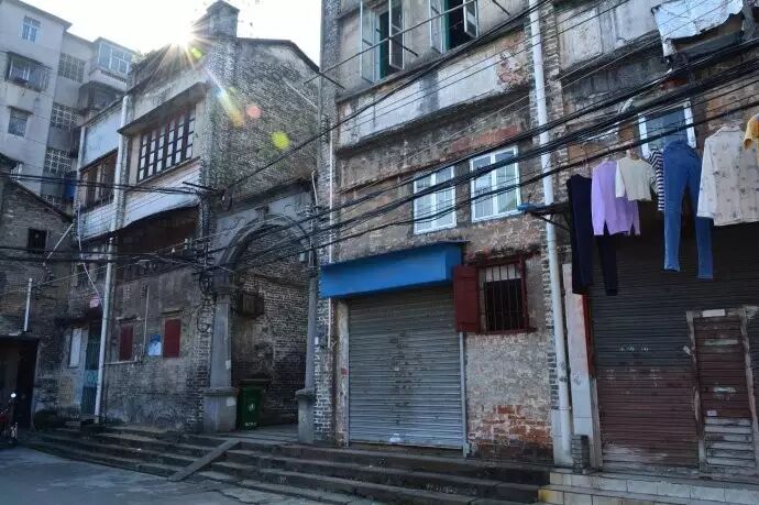 听起来难以置信,这篇写江门老街的文章太全面了,让我犹如身临其境呀!