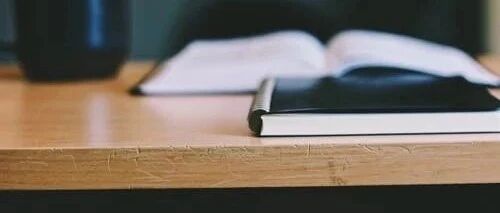 2020年底前教师要涨工资了！老师们笑着笑着就哭了……