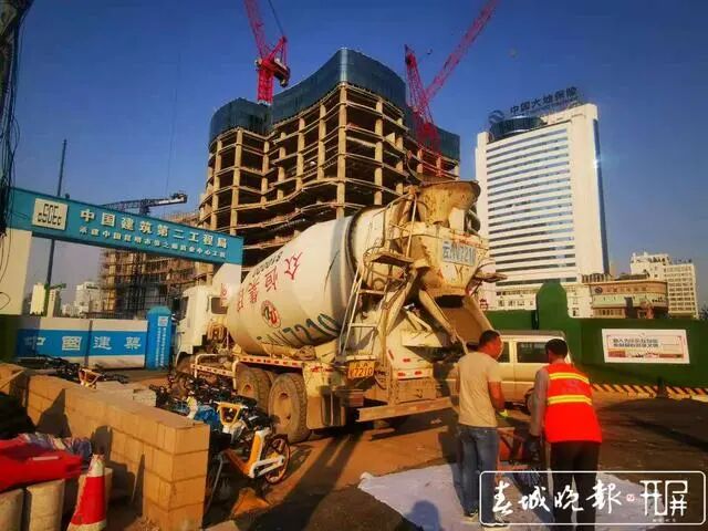 春之眼_眼春三月下扬州_眼春山眉秋波