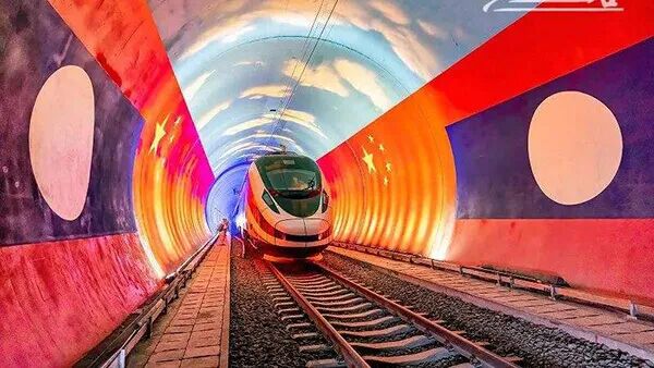 中老铁路通车 西方又贴 中国债务陷阱 标签 这些指控只是为了拖累中国的发展吗 樱落网