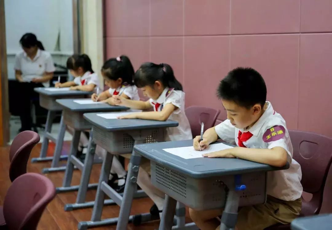 Keylight要闻丨曲江第二小学脑科学课程成果汇报会成功举行