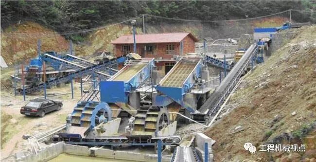 奔走相告（制砂机和洗砂机的区别）什么样洗沙设备最合理，(图2)