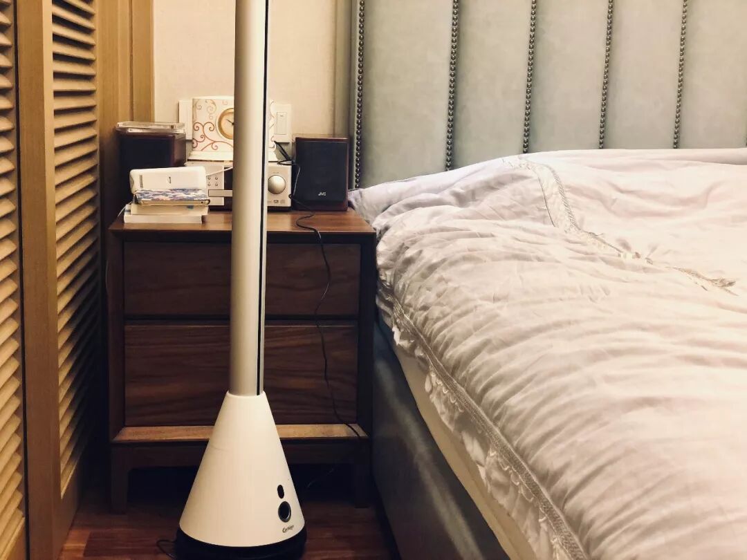 风扇的英文_散热底座怎么放~要风扇对着笔记本风扇吗_风扇英文