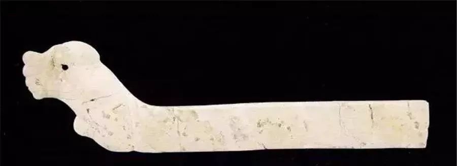 商代晩期 玉虎(玉琥)龍角玉虎 置物高古玉根付 提げ物 装飾品 歴史資料☆希少品 商代晩期 玉虎(玉琥)龍角玉虎 置物高古玉根付 提げ物 装飾品