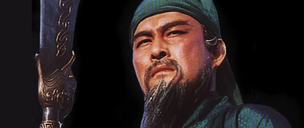 除了关羽，在场的还有谁可斩华雄？