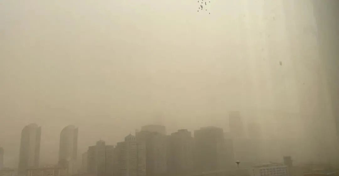 沙尘今早已到京津冀！有的地方出现&ldquo;蓝太阳&rdquo;，怎么回事？