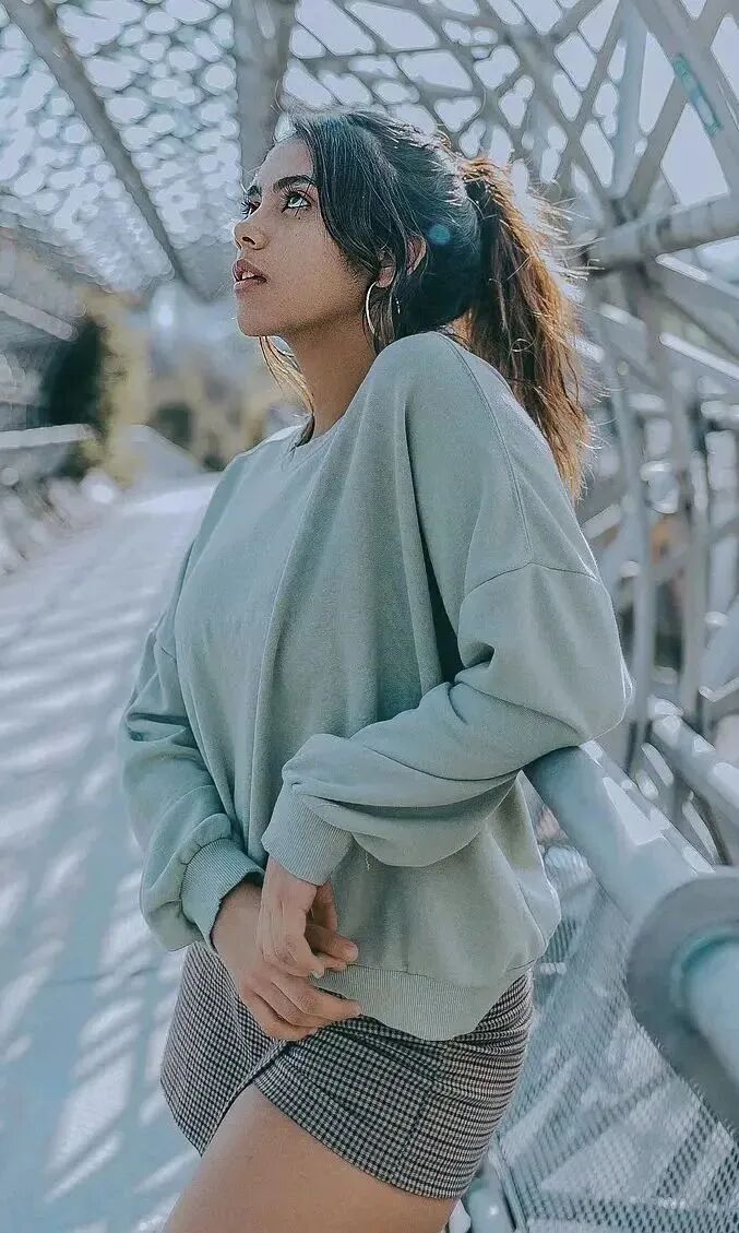 美丽性感可爱的墨西哥女演员和歌手蕾内塔瓦卡