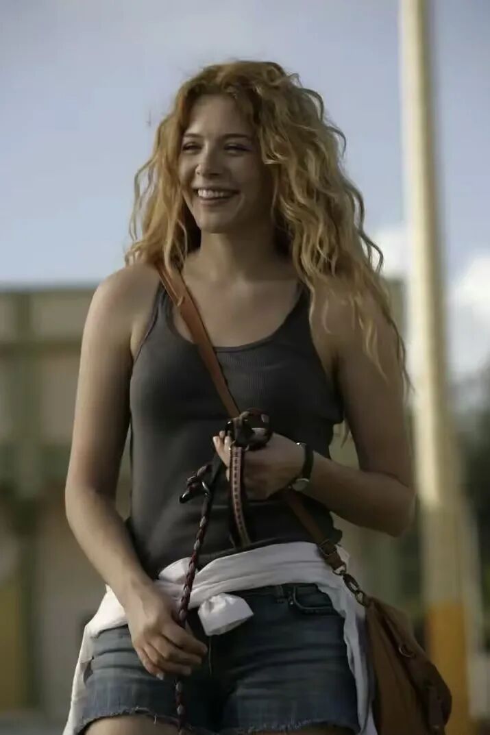 美丽的欧美明星蕾切尔gf2022gf李费佛rachellelefevre