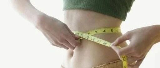 为什么 有些人喝水都会 胖??用这个方法，想不瘦 都难!