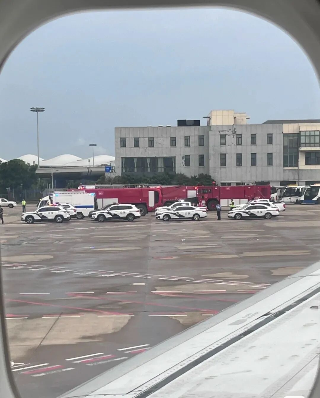 山航补偿备降航班乘客每人400元