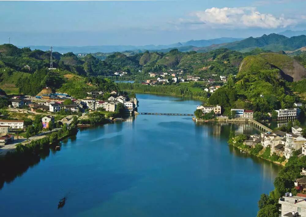 冷脚瀑布北斗溪镇飞水瀑布小横垅乡白水瀑布《溆浦经典》共设六个栏目