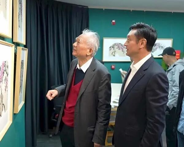 紫云承晖——李俊花鸟画作品展在《中国美术报》艺术中心开展（图12）