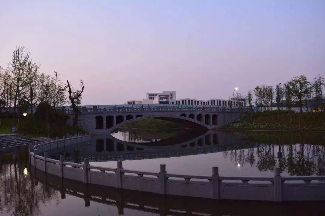 杭师大图书馆开放时间_杭师大图书馆_杭师大图书馆几点关门