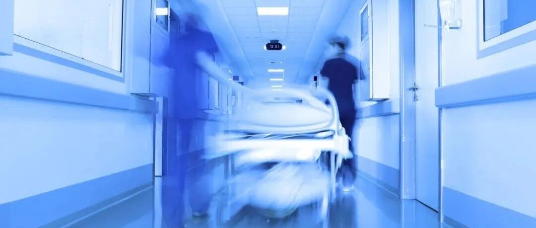 27岁的她掉发，然后咯血，历经磨难，医生：这真是美人病啊！至今仍心有余悸！