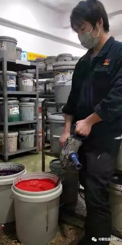 藝術(shù)研究雜志和中國印刷與包裝研究雜志比較哪個(gè)好_英漢印刷與包裝詞匯手冊_郴州印刷包裝
