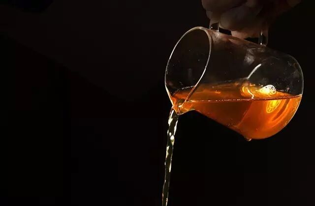 三点！说清黑茶与其它茶的不同