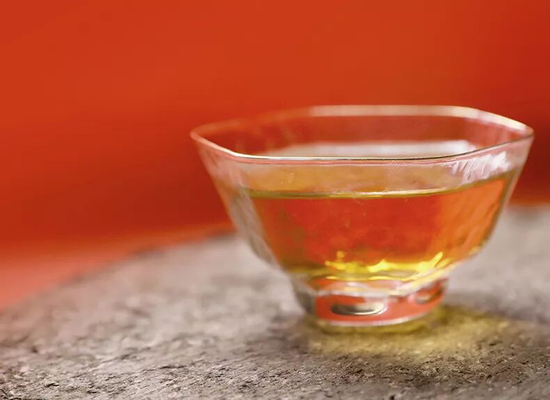 喝一杯黑茶，与岁月同行