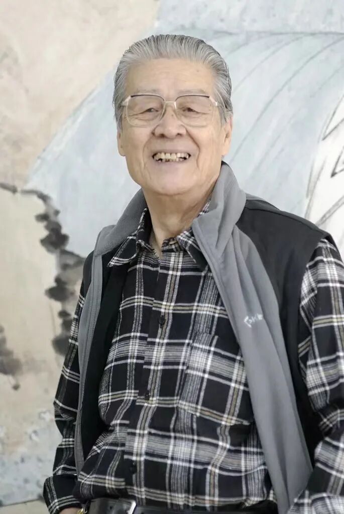 蓝天野我石天琢