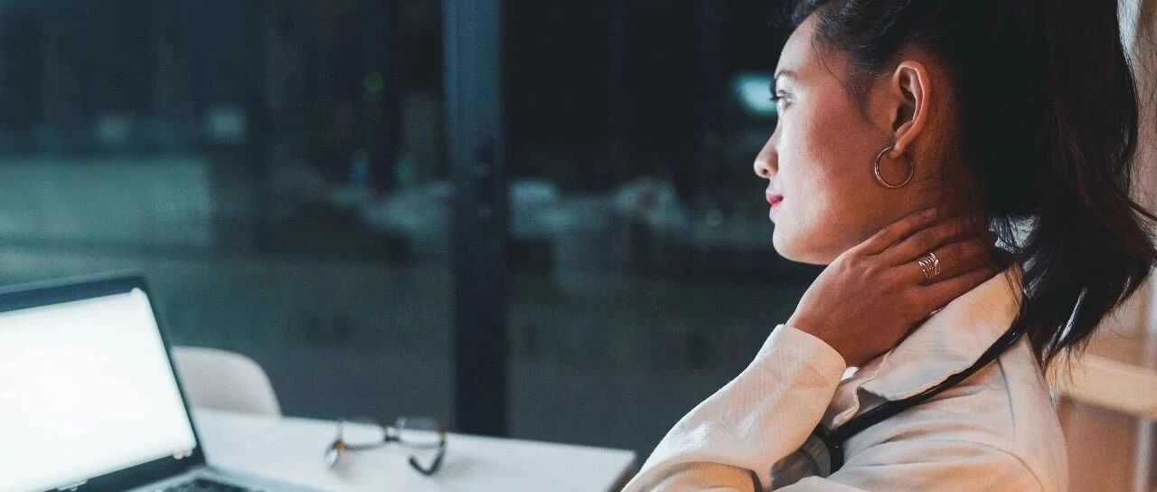 “自由职业不到6个月，我又回去996了”