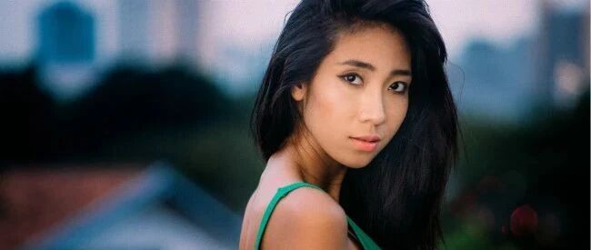 “职场竞争中考虑人情关系却惨遭排挤”：职场竞争中要不要考虑人情关系？