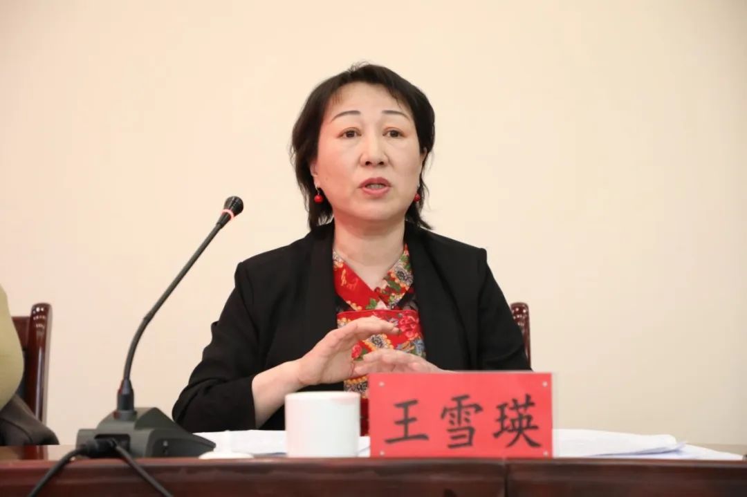 内蒙古文艺评论工作座谈会发言摘编 第3张
