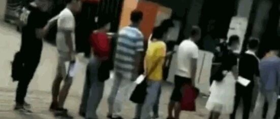 怒了！2900多名员工集体离职：不干也罢！