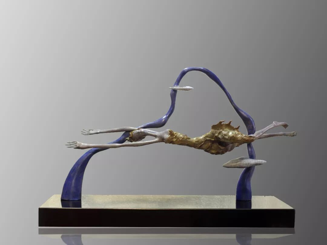 歌曲大海呀故乡_石雕艺术之乡是哪里_铸铜雕塑人物雕塑