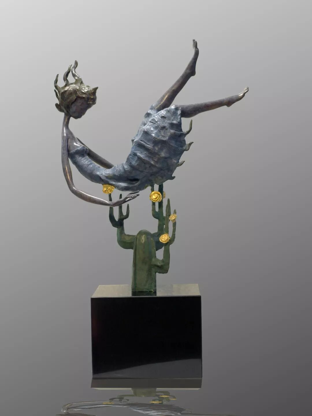 歌曲大海呀故乡_铸铜雕塑人物雕塑_石雕艺术之乡是哪里