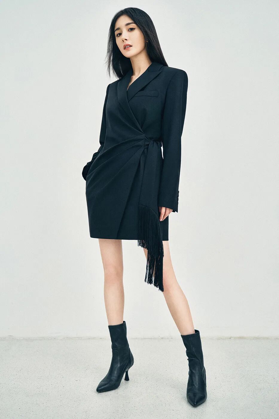 moco有奖互动代言人杨幂请你大年初一看电影