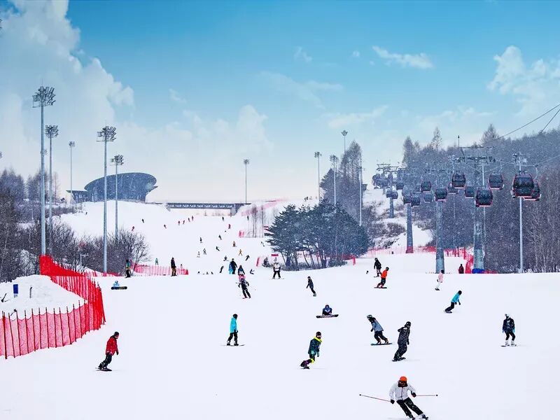 滑雪季10大雪场酒店套餐 398元起 周末不加价 囤至明年3月