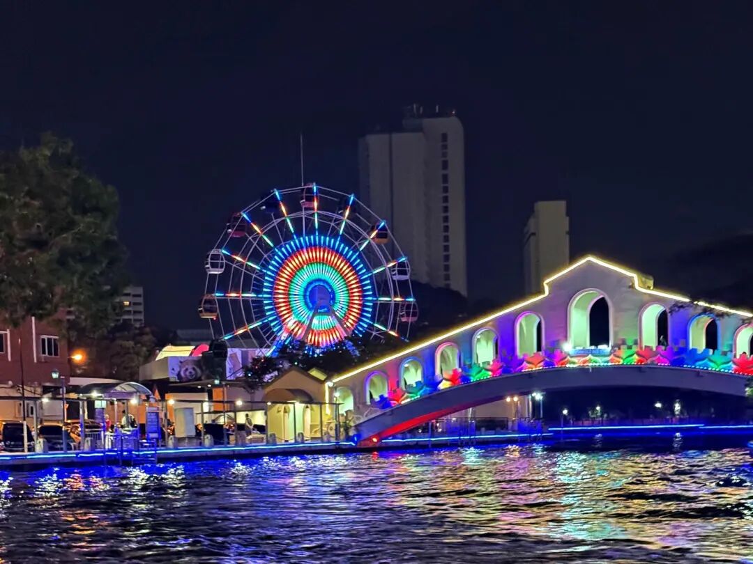 马来西亚旅游局联合亚航促销 国内多城飞吉隆坡亚庇含税500起 出行到明年7月