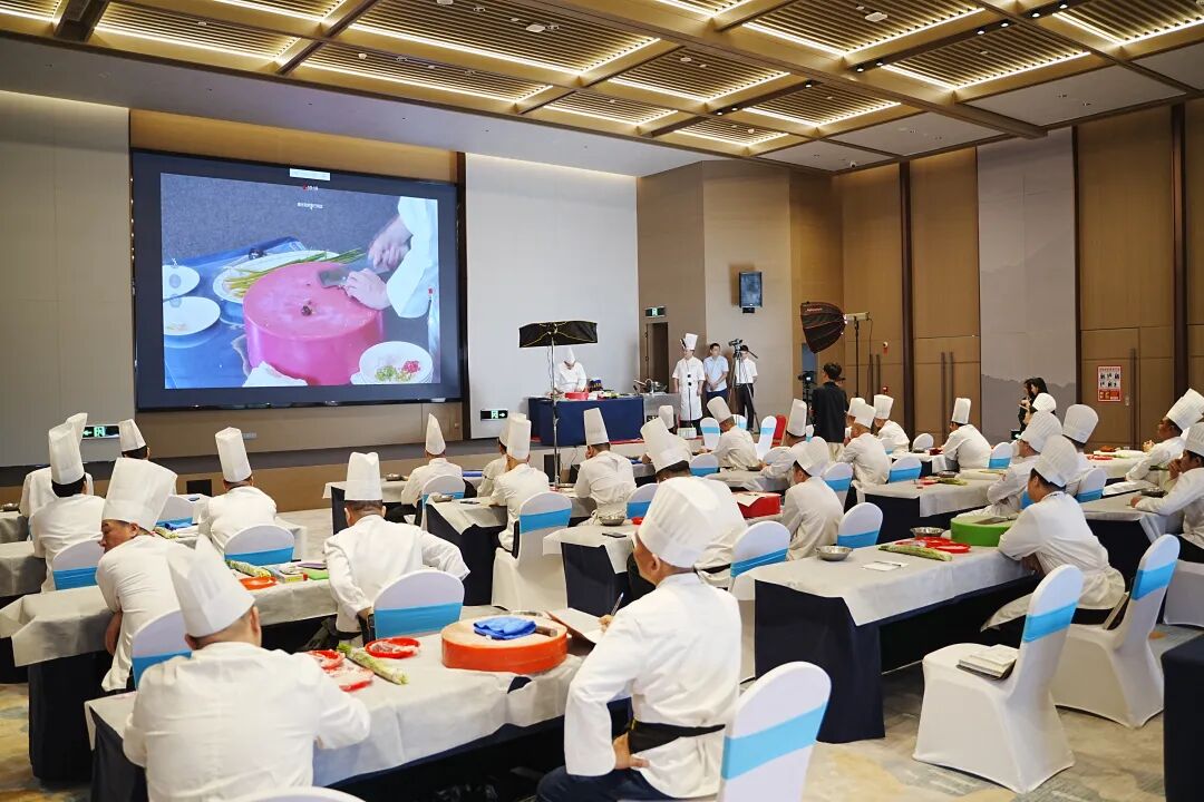 福州聚春园集团2024年度闽菜大师技能研修班（第一期）成功举办