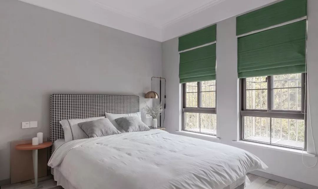 130平的現代北歐風三居室，用灰色調來打造出輕奢感 家居 第10張