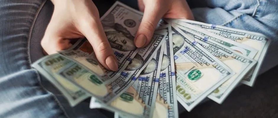 超级通胀将至，科技巨头及华尔街机构在干什么？