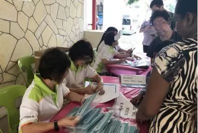 新加坡政府免费发放520万个口罩，去哪领，怎么领？