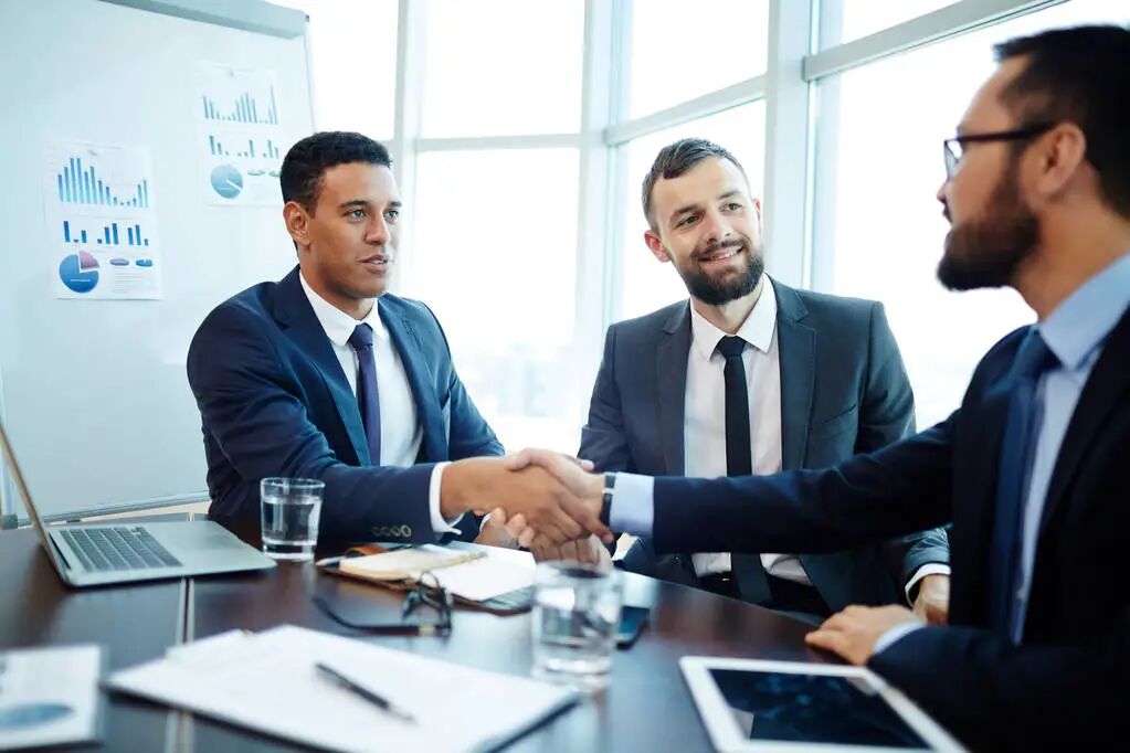 蓝池资本清仓美股科技股！释放了什么信号？